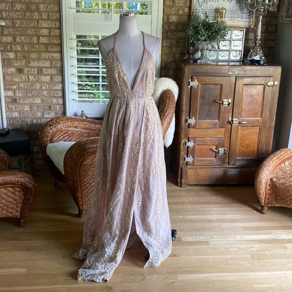 SHOWPO NEW YORK NIGHTS PLUNGE CROSS BACK MAXI DRESS IN GOLD 6 NEW
